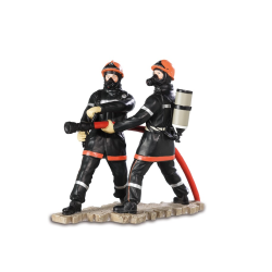 Statuette duo JSP debout avec lance incendie horizontale